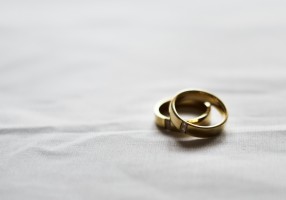 Cancer risk is significantly higher for adults who never married, large U.S. study finds